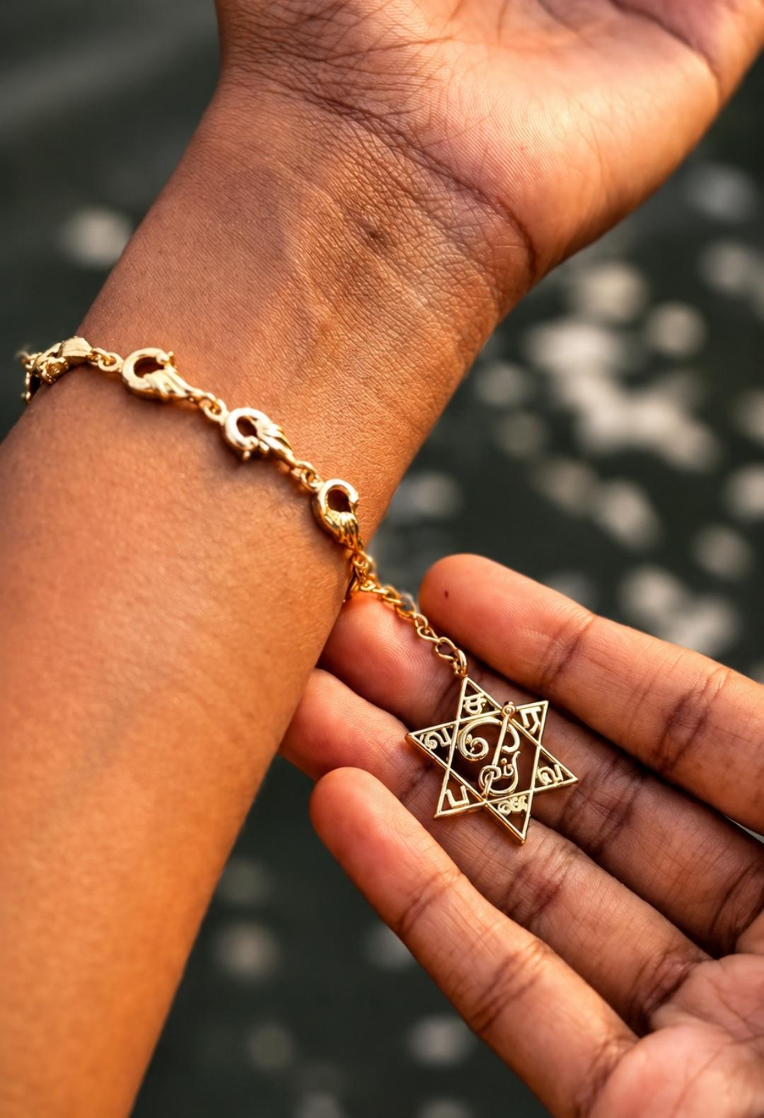 Panchalogam Saravanaba Bracelet {With Gold Plated}